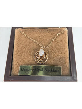 Opal 12K GF Pendant & Chain Necklace Filigree Very Pretty Feminine Delicate 19"